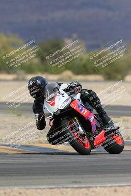 media/Mar-14-2024-Racers Edge (Thu) [[4dba5072a2]]/B Group/Session 3 Turn 4/
